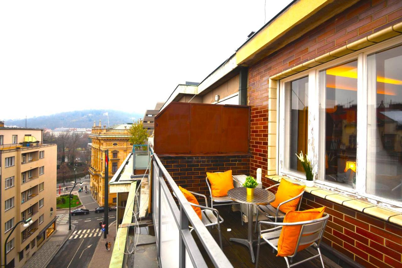 Waterfront River Side Roof Top Apartment - Terrace With City View Prague Exterior photo